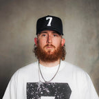 ‘7’ Premium SnapBack - Black/White